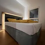 Luxury King Size Bed Apartmán *