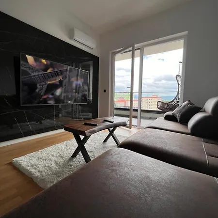 Apartment Luxury King Size Bed