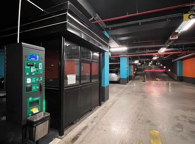 Luxury King Size Bed *